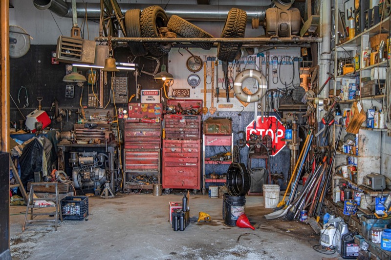 Emergency garage door repair